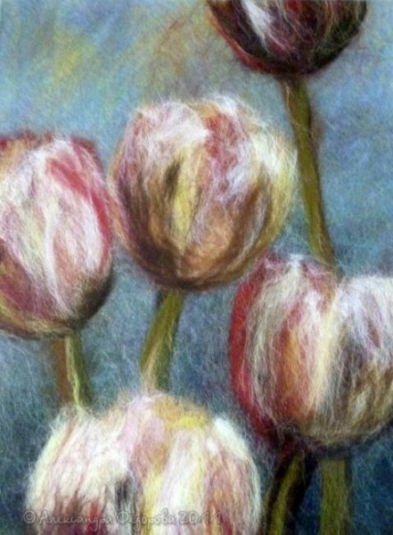 Картины из шерсти тюльпаны